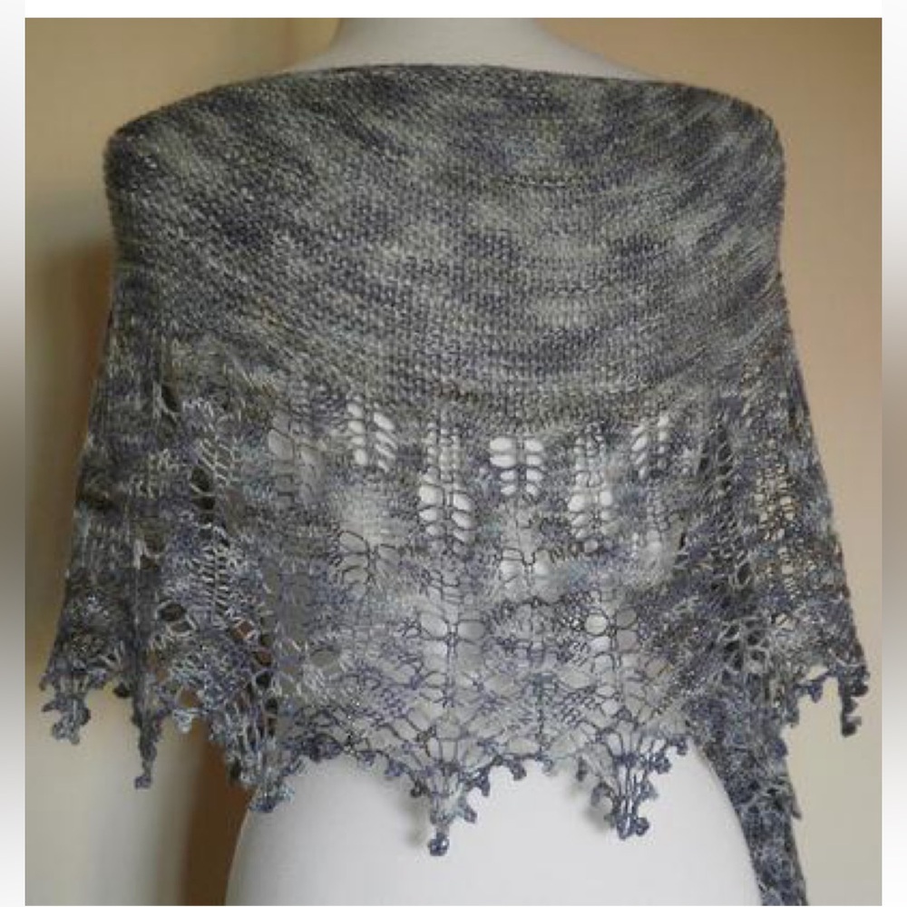 Elegant Burgundy Knit Wrap - Picture 14 of 15